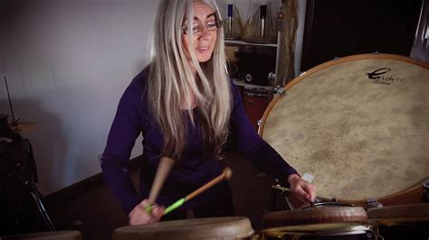 Evelyn Glennie Improvisation On Drums Youtube