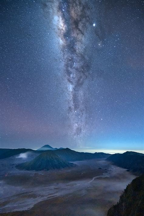 Galactic Bromo Vertical Milky Way Over Mount Bromo In East Flickr