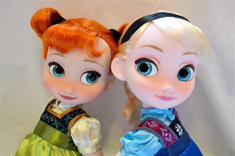 The Doll Grotto Disney Store Anna And Elsa Toddler Dolls