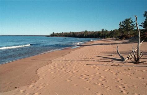 Ten Spectacular Wisconsin Beaches Julian Bay Beach Stockton Island