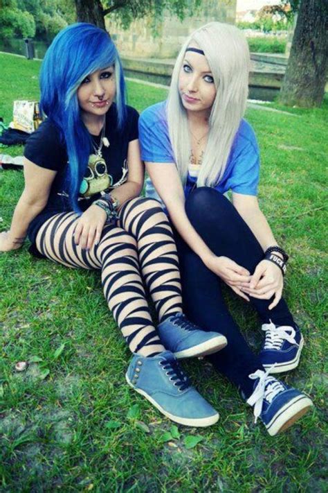 Cute Emo Girls Hot Goth Girls Blue Green Hair Teal Hair Emo Scene