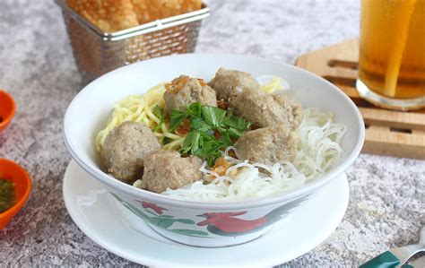 Check spelling or type a new query. Resep Kuah Bakso Sederhana Tetapi Tetap Menggugah Selera Anda