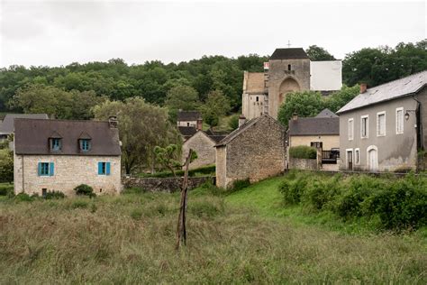 Lakosainak száma 1720 fő (2018. PHOTO LE LARDIN-SAINT-LAZARE : Photos Images Le Lardin ...