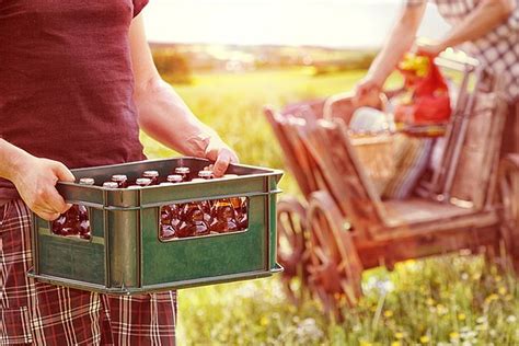 Ihre gute qualität spiegelt sich in den vielen positiven bewertungen wider, die man bei amazon dieses jahr können die väter mal zeigen, dass sie gute väter sind. Mit Bier und Bollerwagen - Vatertag in Deutschland - VELA