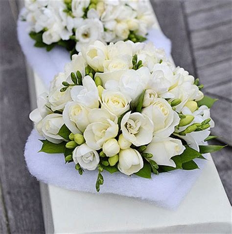 Get the best deals on silk wedding bouquet. Flower Bouquets | Flower Wholesalers Auckland