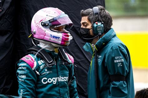 After months of speculation, aston martin has announced that sebastian vettel will race for the team in 2021 and beyond. Aston Martin: Keine Kritik an Sebastian Vettel