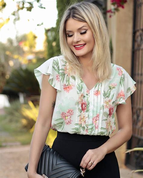 Doce Flor No Instagram “ Lançamento 🌸🌸🌸 Detalhes Da Blusa Floral Com Pregas Na Linda
