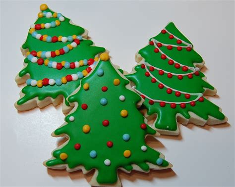 Courtesy of the manufacturer, marko metzinger, j.muckle/studio d photo by: Christmas Sugar Cookies - St George cookies