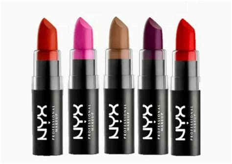 Nyx Pin Up Pout Lipstick Bombshell