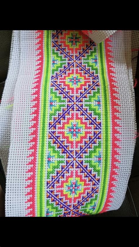 pin-by-ntsuabxiab-xiong-on-projects-to-try-funny-cross-stitch-patterns,-hmong-embroidery