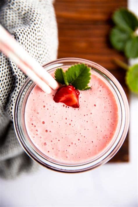 Strawberry Yogurt Smoothie Recipe