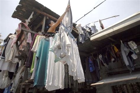 Manila Bans Roadside Laundry Visual Clutter In New Ordinance