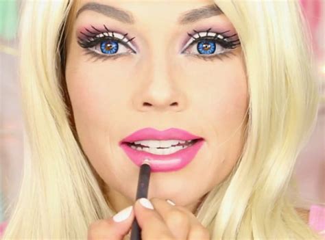 This Makeup Artist Shows You How To Transform Into Barbie And Ruby Rose—watch Now E News Uk