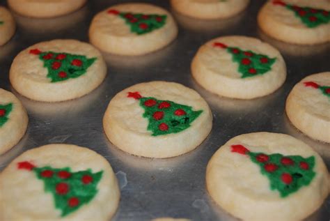 Pillsbury released a different marshmallow sugar cookie dough earlier this year — however, these are made with lucky charms marshmallows, meaning they might be even better! Pillsbury Christmas Cookies | Flickr - Photo Sharing!