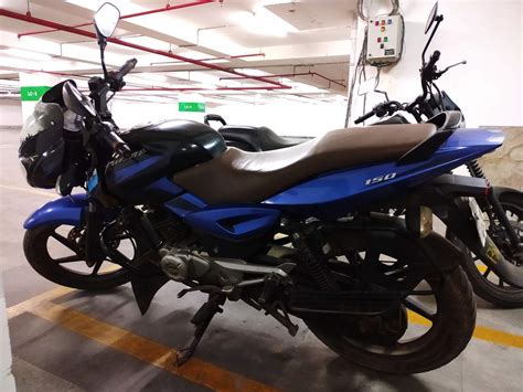 Please visit your nearest showroom for best deals. Used Bajaj Pulsar 150 Bike in Kolkata 2014 model, India at ...