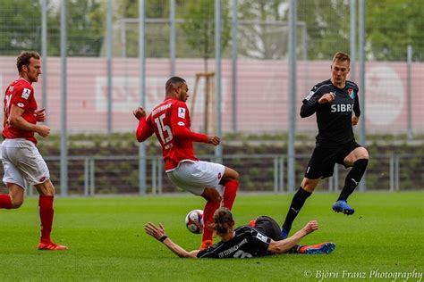 It is the reserve team of 1. 【ᐅᐅ】Bilder 1. FSV Mainz 05 II - TSV Steinbach Haiger ᐅ ...
