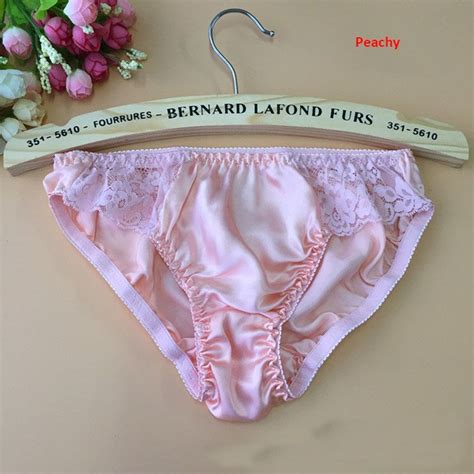 2019 Sexy Lace Satin Panties For Woman Soft Antibacterial Silk Underwear Low Waist Vibrate