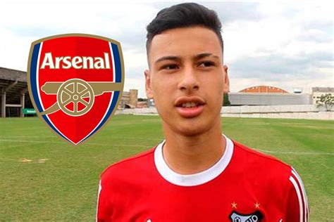 gabriel martinelli arsenal confirm arrival of 18 year old forward who becomes gunners first