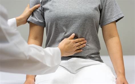 Douleurs abdominales à gauche pourquoi Améliore ta Santé