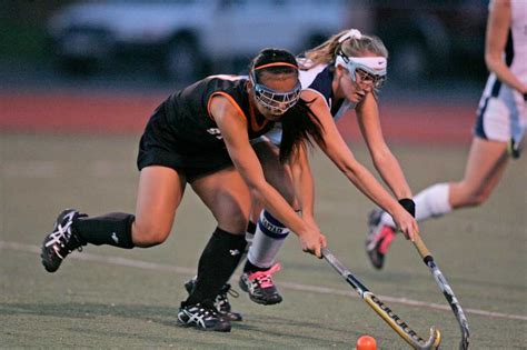 Strages Goal Lifts Resilient Lady Wreckers In Field Hockey Quarterfinals