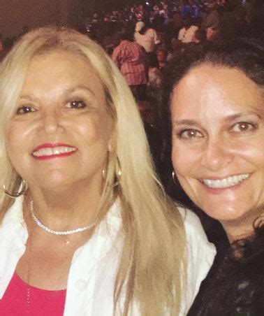 According to court documents obtained by tmz, jana carter, who is an attorney, filed for divorce in los angeles county court on friday. Jana Carter - Van Jones' wife - DailyEntertainmentNews.com