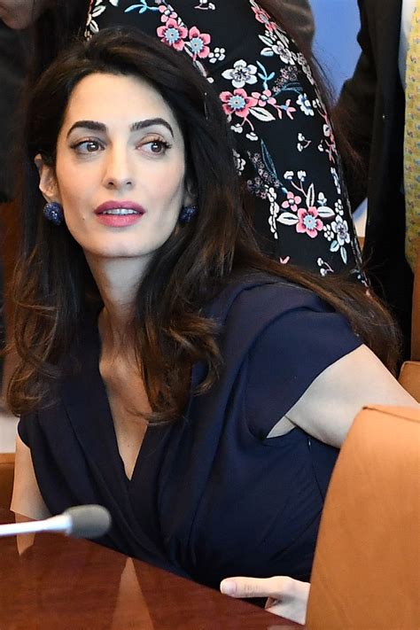 Amal clooney was born on february 3, 1978 in beirut, lebanon as amal ramzi alamuddin. Amal Clooney - Starporträt, News, Bilder | GALA.de