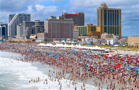 The Annual Thunder Over The Boardwalk Air Show Returns To Atlantic City