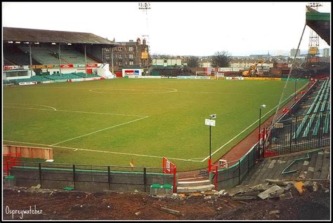 Easter Road Stadium 1995 Looking Down The Slope Towards Th Flickr