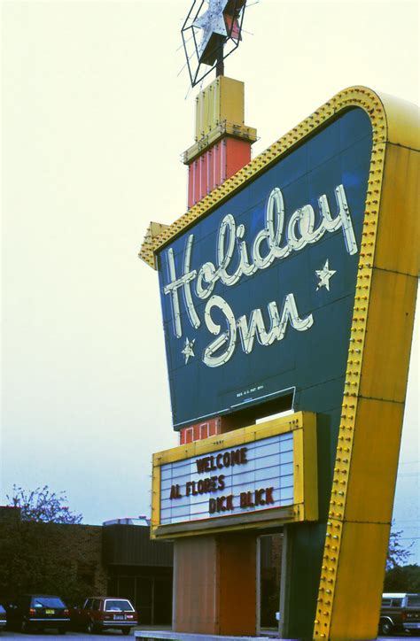 Holiday Inn Great Sign Galesburg Illinois October 198 Flickr