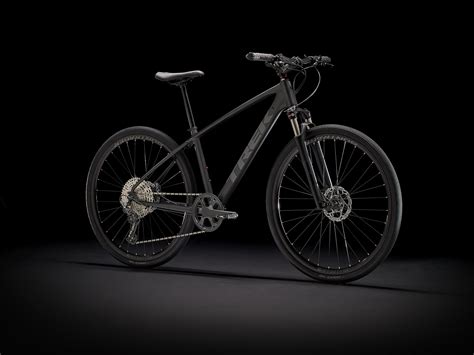 Trek Dual Sport 4 Mens 2021 Hybrid Bike in Trek Black