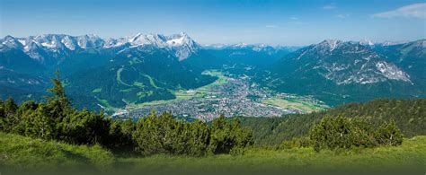 Neue, süsse sommerhose weiss mit blauen punkten in gr. Wank - Garmisch-Partenkirchen