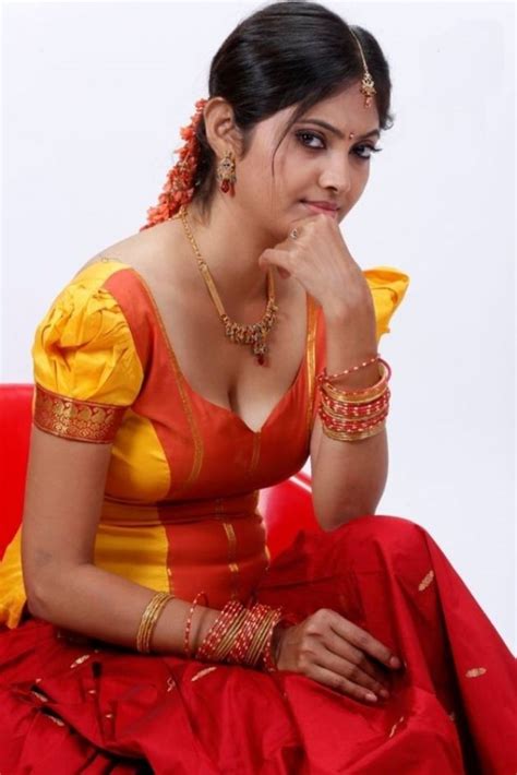 actress hot and spicy photos tamil serial actress hot picture