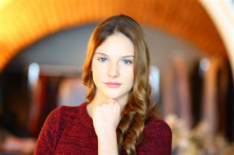 Jun 04, 2021 · ünlü oyuncu alina boz, quality ödül töreni'ne katıldı. Poze Alina Boz - Actor - Poza 3 din 7 - CineMagia.ro