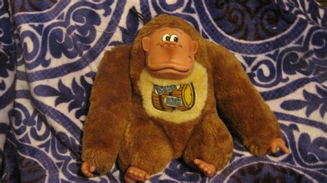 Vintage Donkey Kong Nintendo Etone Bean Bag Beanie Plush Stuffed Toy