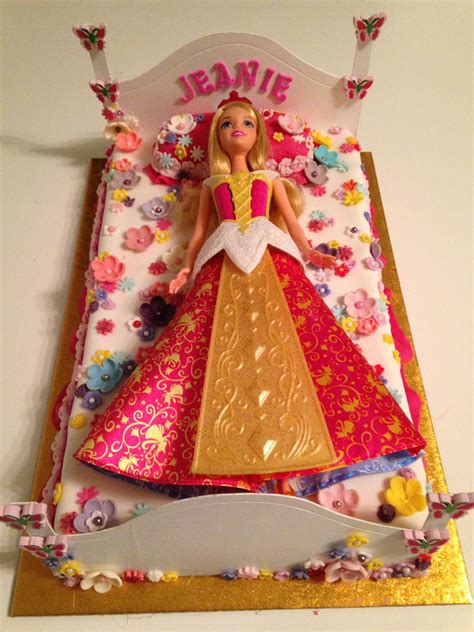Sleeping Beauty - Princess Aurora Birthday Cake | Sleeping beauty cake, Beauty cakes, Sleeping ...