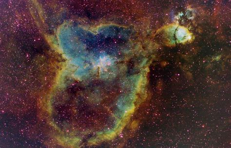 Emission Nebula Ic 1805 Heart Nebula Spacevolve