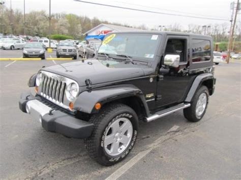 2010 jeep wrangler uses 15 miles/gallon of gasoline in the city. 2010 Jeep Wrangler Sahara 4x4 Data, Info and Specs ...