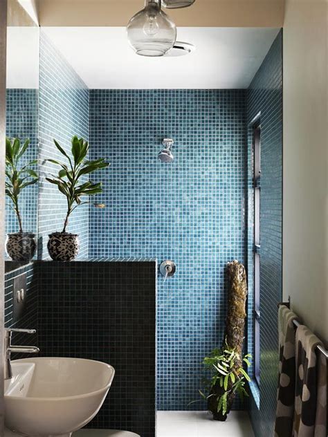 40 Blue Glass Mosaic Bathroom Tiles Tile Ideas And Pictures 2020
