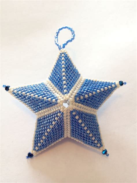 Christmas is a great time to make plastic canvas projects. Pin by Janet Perry (Napa Needlepoint) on My Beading ...