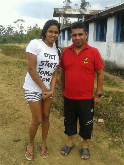 Wal Kello Sri Lankan Actress And Models Wal Kello