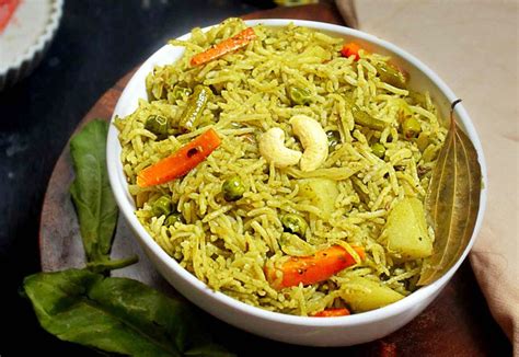 Palak Pulao Spinach Rice Recipe