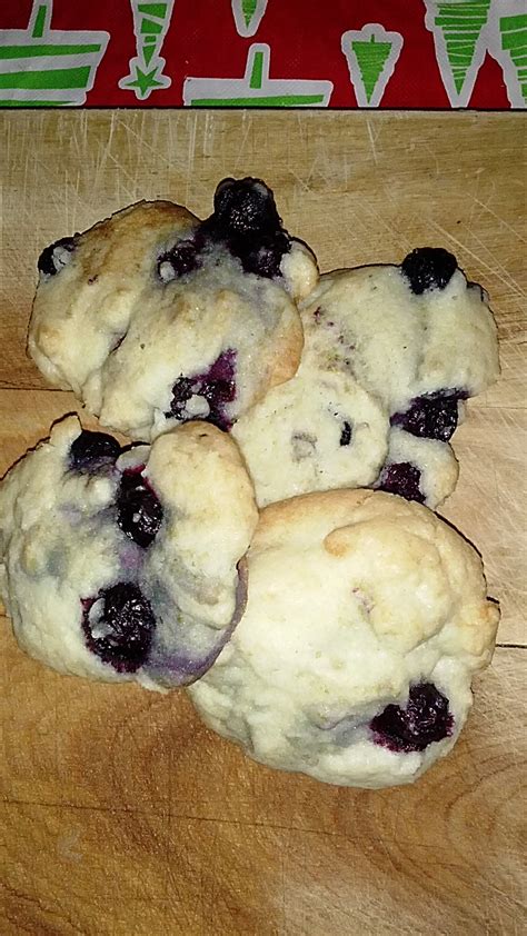 See full list on foodnetwork.com Giadas Almond Cookies : Oatmeal Cookies With Giada ...