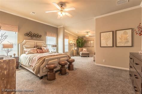 Fabulous Roomy Master Bedroom With Master Retreat In The Evolution