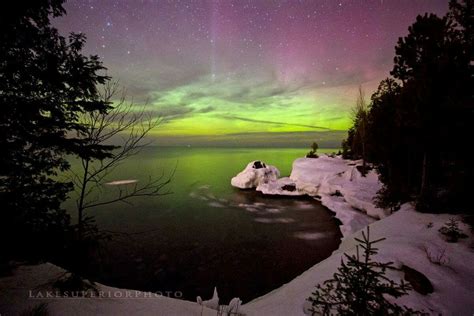 Northern Lights In Marquette Michigan Lake Superior Marquette Lake