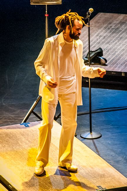 Back Beat Seattle Photos Savion Glover The Moore