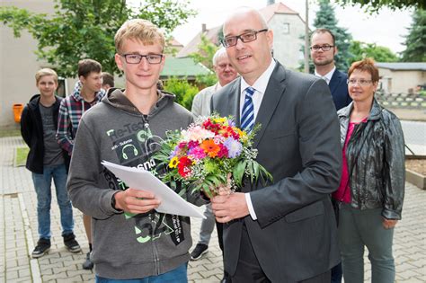 He began his career producing for the company marc dorcel concepts for a volume of 400 programs. Leipziger Internet Zeitung: MDV testet neue UmweltCard Junior an zwei regionalen Schulen - L-IZ.de