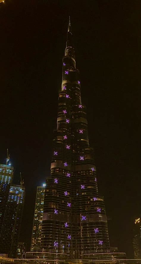 Burj Khalifa Holiday Decor Holiday Christmas