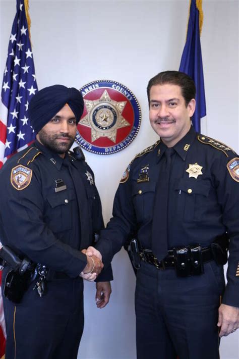 Hcso To Allow Sikh Deputy To Wear Traditional Turban And Beard On Duty