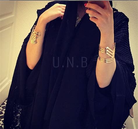 Pin By ¤ Bęaűty Aňd Fa§hīońabłe Ğiŕl On ♥dpzzz Girls♥ Hijab Fashion