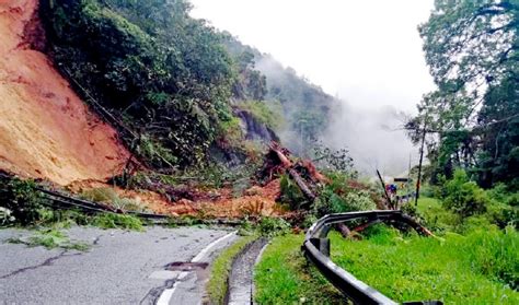 Landslides in malaysia are regular natural disasters in malaysia which occur along hillsides and steep slopes. 2 landslides hit Camerons | New Straits Times | Malaysia ...
